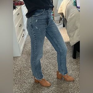 Abercrombie 90s Straight Ultra High Rise